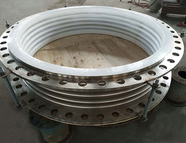 不銹鋼鋼襯四氟膨脹節(jié)